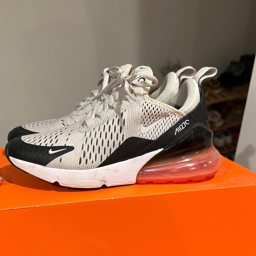 Nike Air Max 270 in Black, White, and Pink